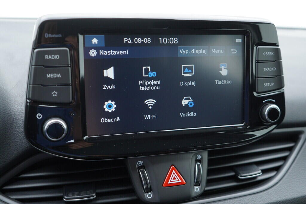 OV190V06378_29.webp_I30 Family Comfort 1.0  88 kW manuál, DPH