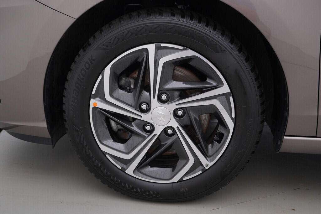 OV190V06378_41.webp_I30 Family Comfort 1.0  88 kW manuál, DPH