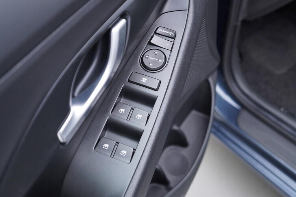 OV190V06382_20.webp_I30 Family Comfort 1.0 T-GDi 88 kW manuál, DPH