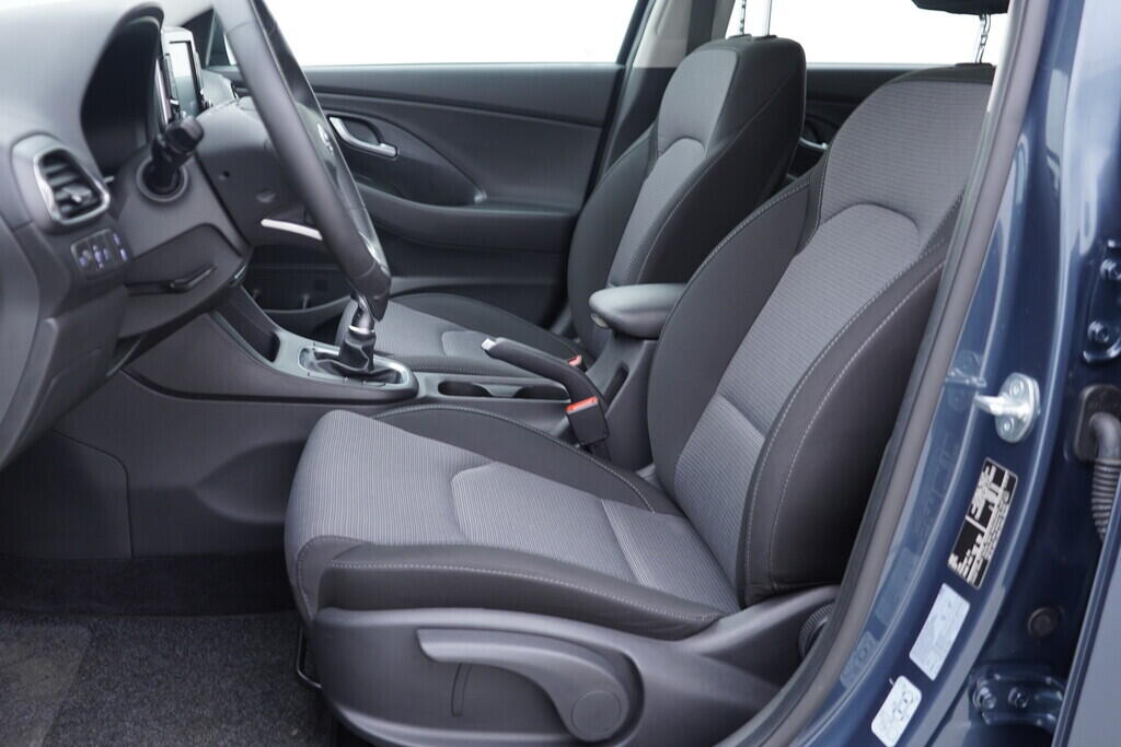 OV190V06382_22.webp_I30 Family Comfort 1.0 T-GDi 88 kW manuál, DPH