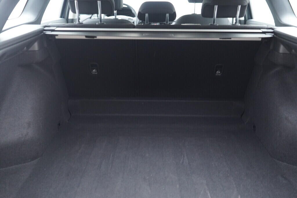 OV190V06382_34.webp_I30 Family Comfort 1.0 T-GDi 88 kW manuál, DPH