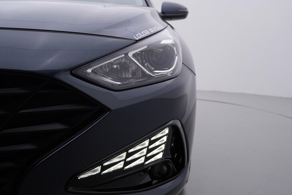 OV190V06382_39.webp_I30 Family Comfort 1.0 T-GDi 88 kW manuál, DPH