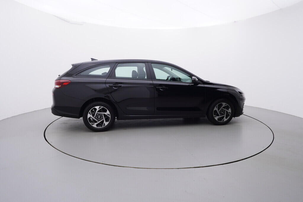 OV190V06384_15.webp_I30 Start 1.0 T-Gdi 74 kW manuál, DPH