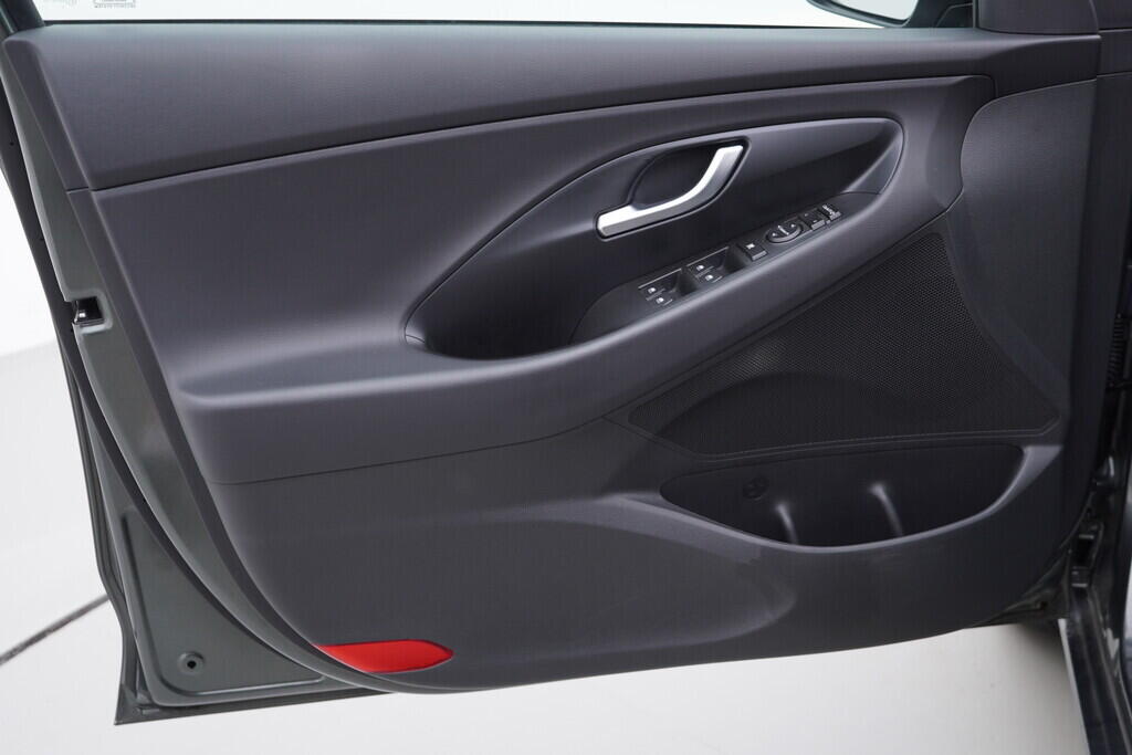 OV190V06397_19.webp_I30 Family Comfort 1.0  88 kW manuál, DPH