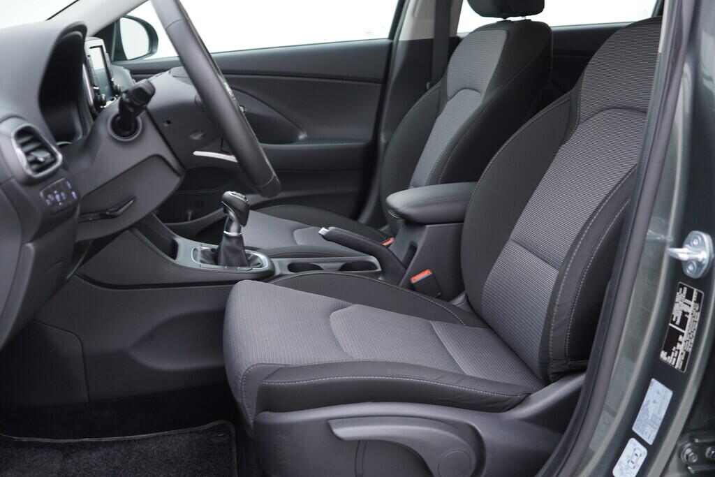 OV190V06397_22.webp_I30 Family Comfort 1.0  88 kW manuál, DPH