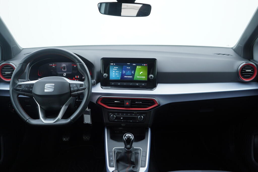 OV190V06404_25.webp_ARONA FR 1.0 TSI 70 kW manuál, DPH