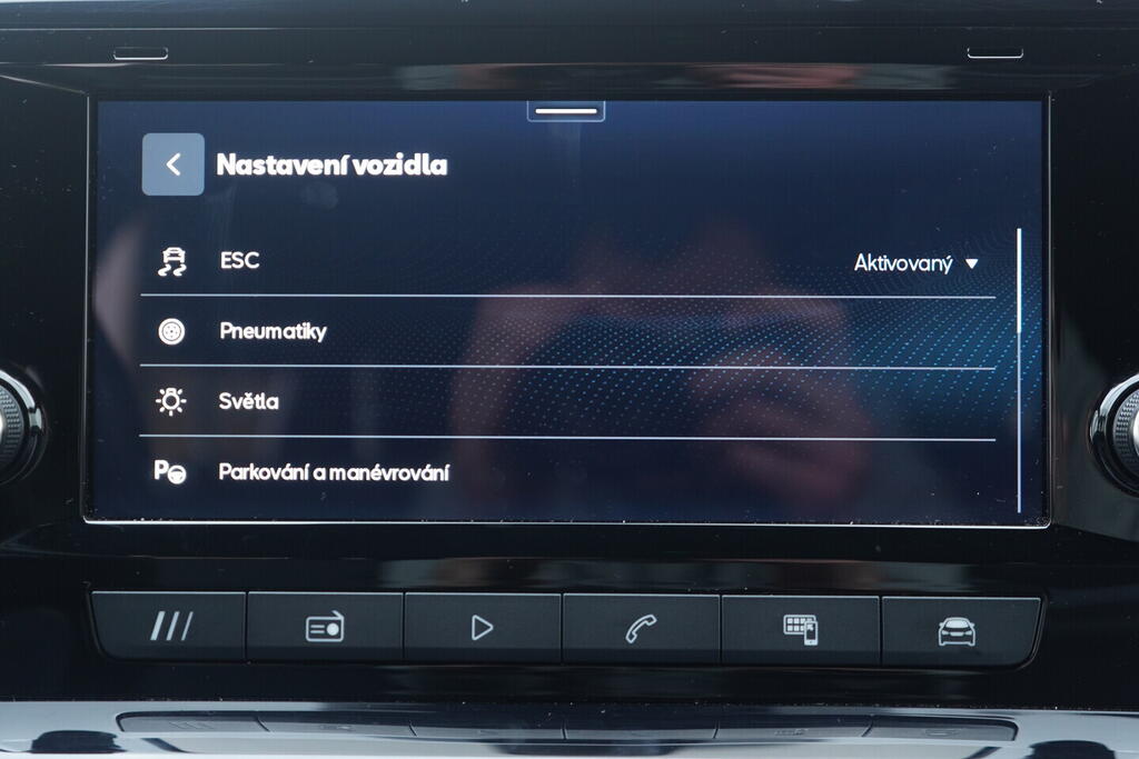 OV190V06404_28.webp_ARONA FR 1.0 TSI 70 kW manuál, DPH