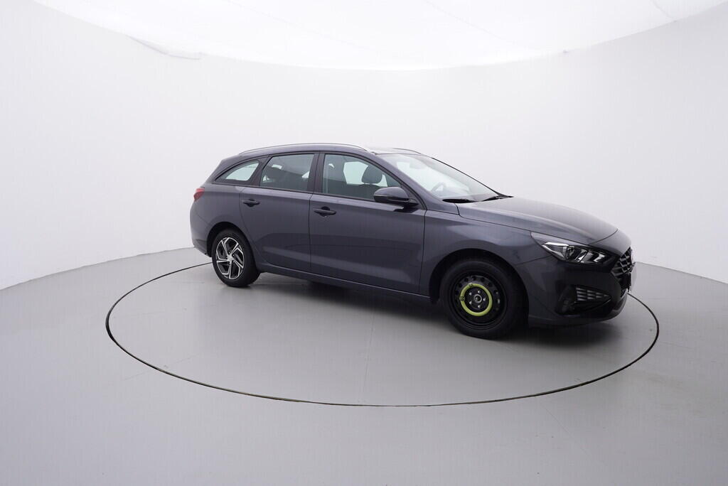 OV190V06423_16.webp_I30 WG  1.0  88 kW manuál, DPH