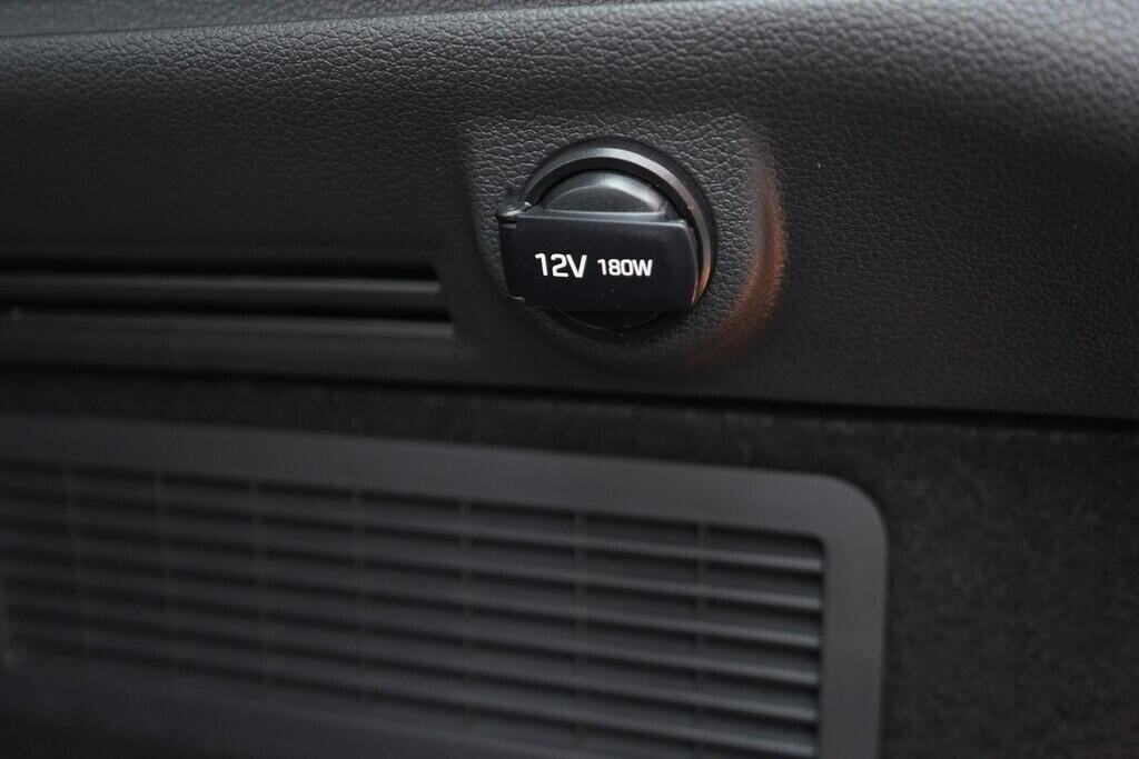 OV190V06423_33.webp_I30 WG  1.0  88 kW manuál, DPH