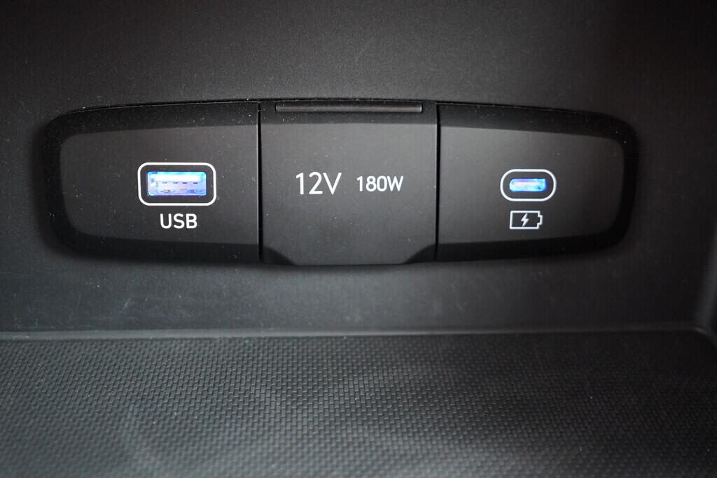 OV190V06424_32.webp_I30 Start 1.0 T-GDi 74 kW manuál, DPH