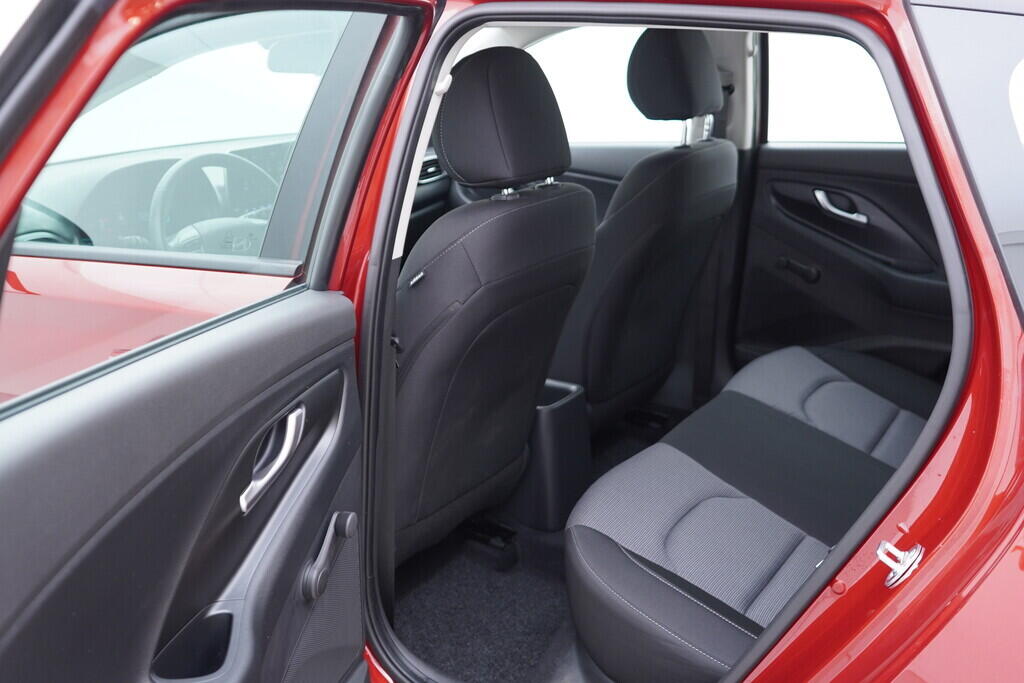 OV190V06427_33.webp_I30  1.0  74 kW manuál, DPH