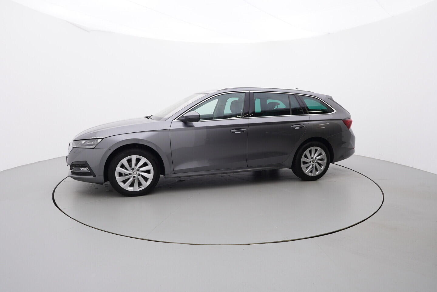 OV190V06454_11.webp_OCTAVIA Style 2.0 TDI 110 kW automat, DPH
