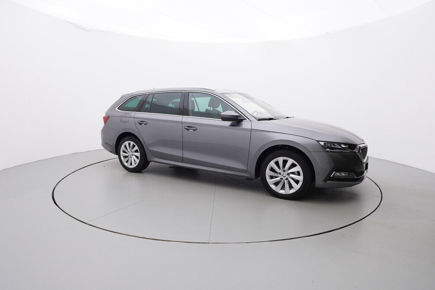 OV190V06454_16.webp_OCTAVIA Style 2.0 TDI 110 kW automat, DPH