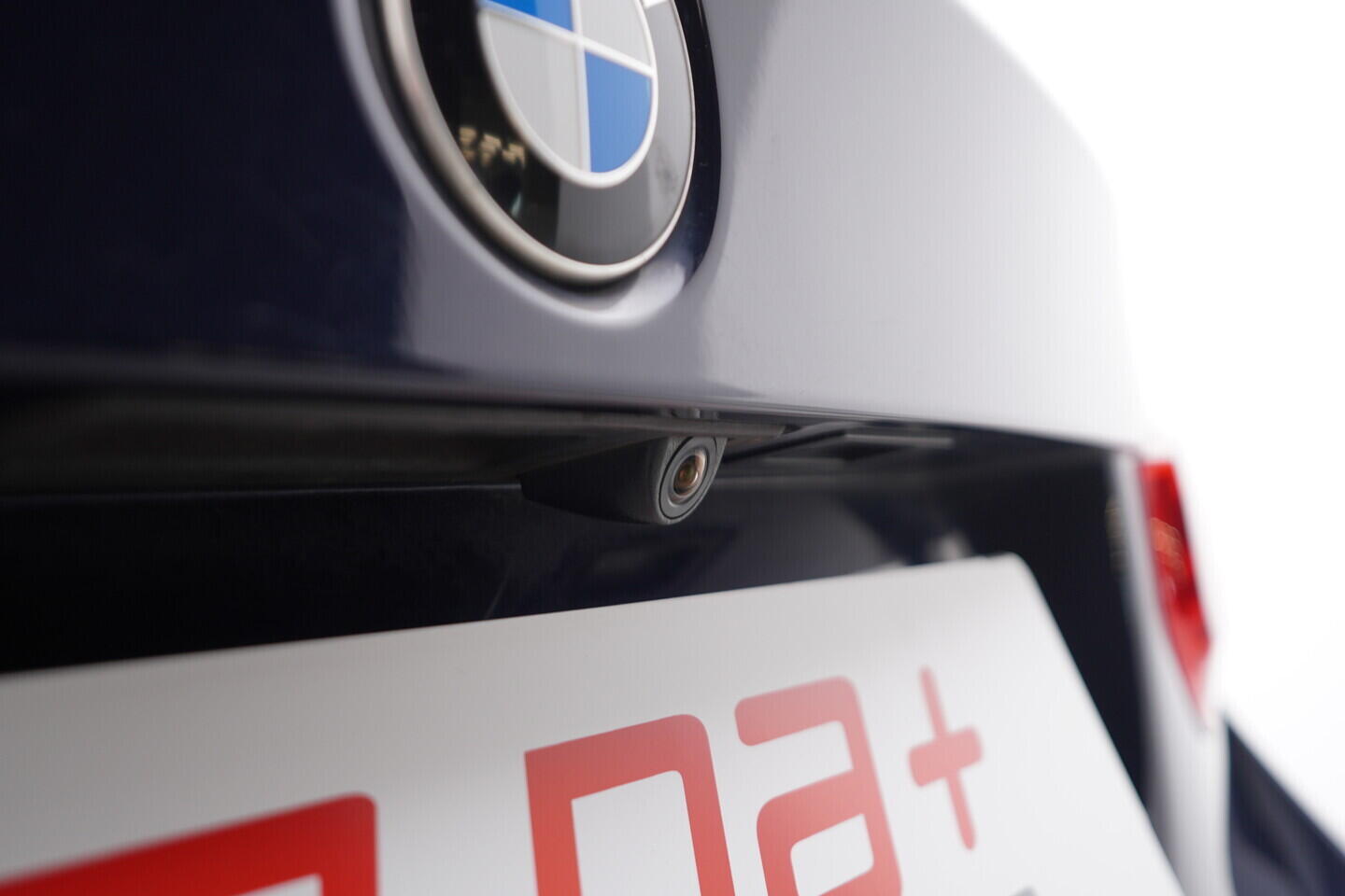 OV190V06479_38.webp_ŘADA 3 Advantage 2.0 318D 100 kW manuál