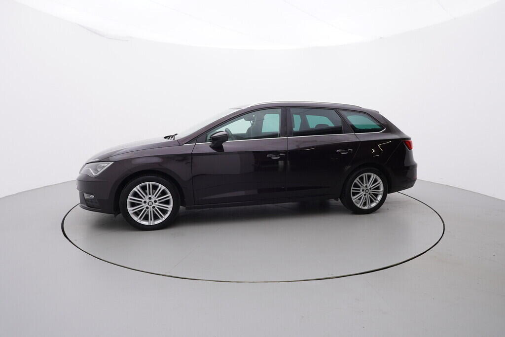 OV190V06490_11.webp_LEON Xcelence 1.9 TDI 110 kW automat