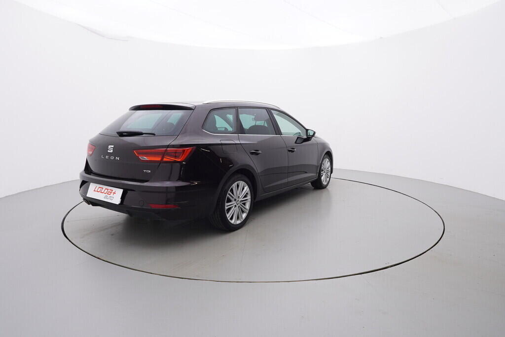 OV190V06490_14.webp_LEON Xcelence 1.9 TDI 110 kW automat