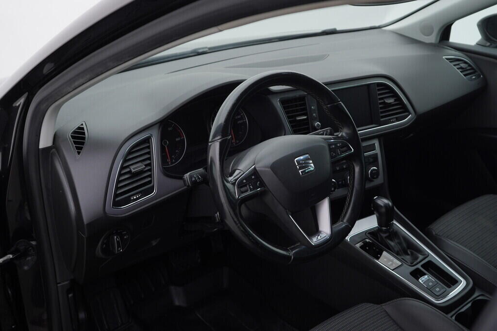 OV190V06490_22.webp_LEON Xcelence 1.9 TDI 110 kW automat