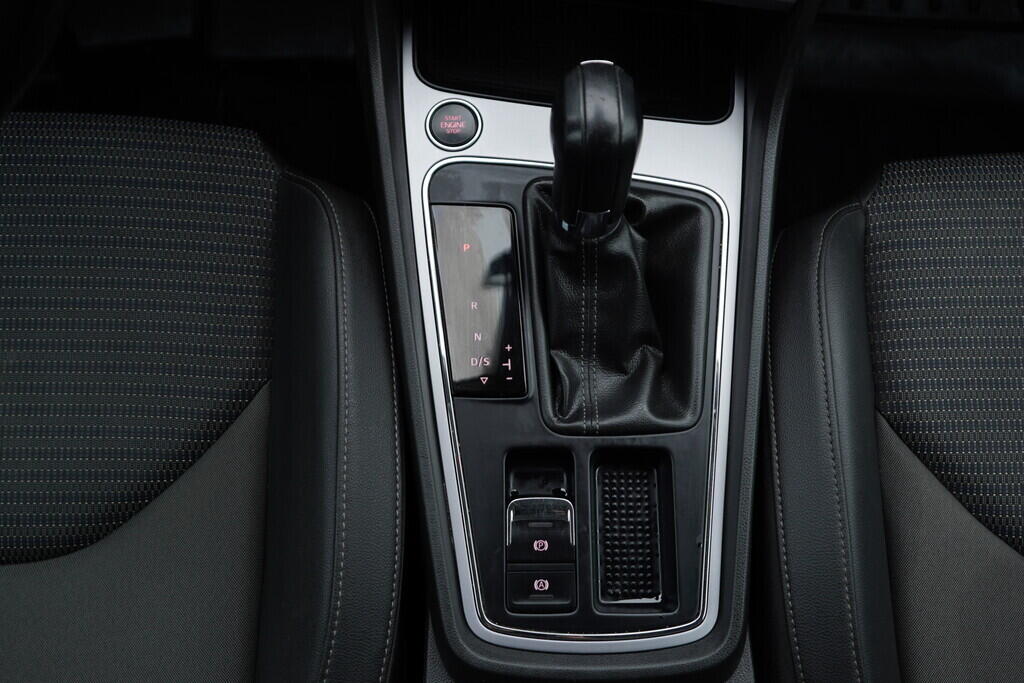 OV190V06490_35.webp_LEON Xcelence 1.9 TDI 110 kW automat