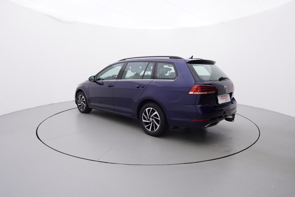 OV190V06493_13.webp_GOLF VARIANT Highline 2.0 TDI 110 kW automat