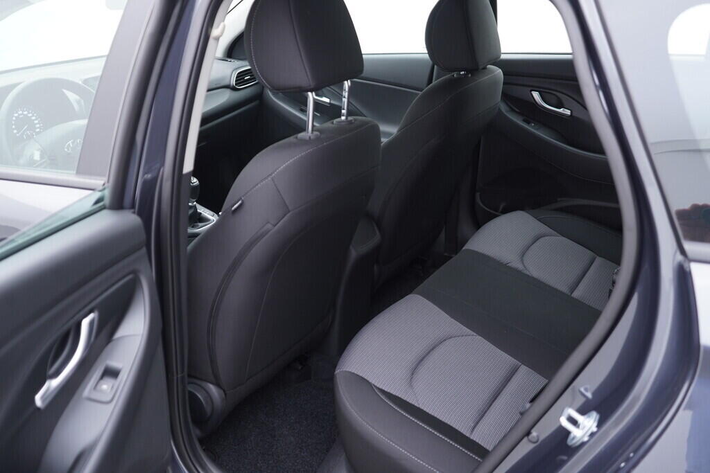 OV190V06526_36.webp_I30 Family Comfort 1.0 T-GDI 88 kW manuál, DPH