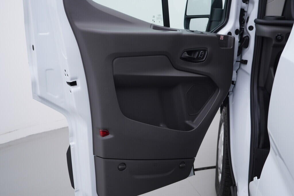 OV190V06531_19.webp_TRANSIT L3H2 2.0 TDCi 96 kW manuál, DPH