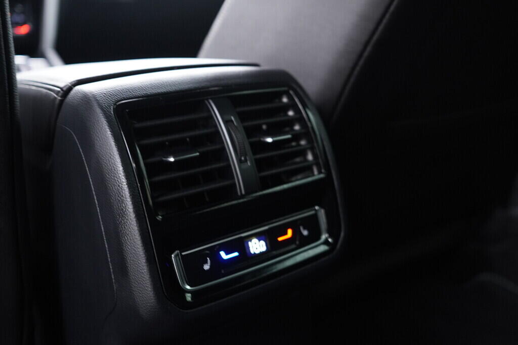 OV190V06542_28.webp_ARTEON SHOOTING-BRAKE R-Line 2.0 TDI 147 kW automat, DPH