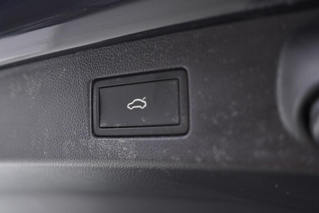 OV190V06542_40.webp_ARTEON SHOOTING-BRAKE R-Line 2.0 TDI 147 kW automat, DPH