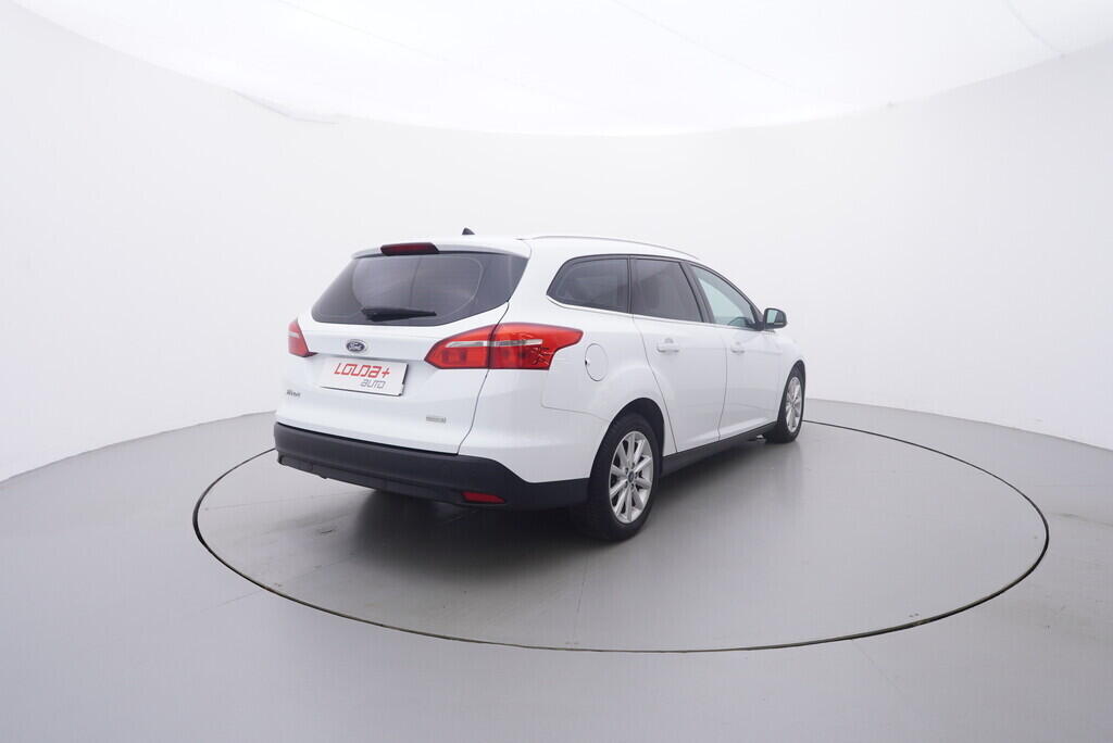 OV190V06558_14.webp_FOCUS Titanium 1.0  92 kW manuál