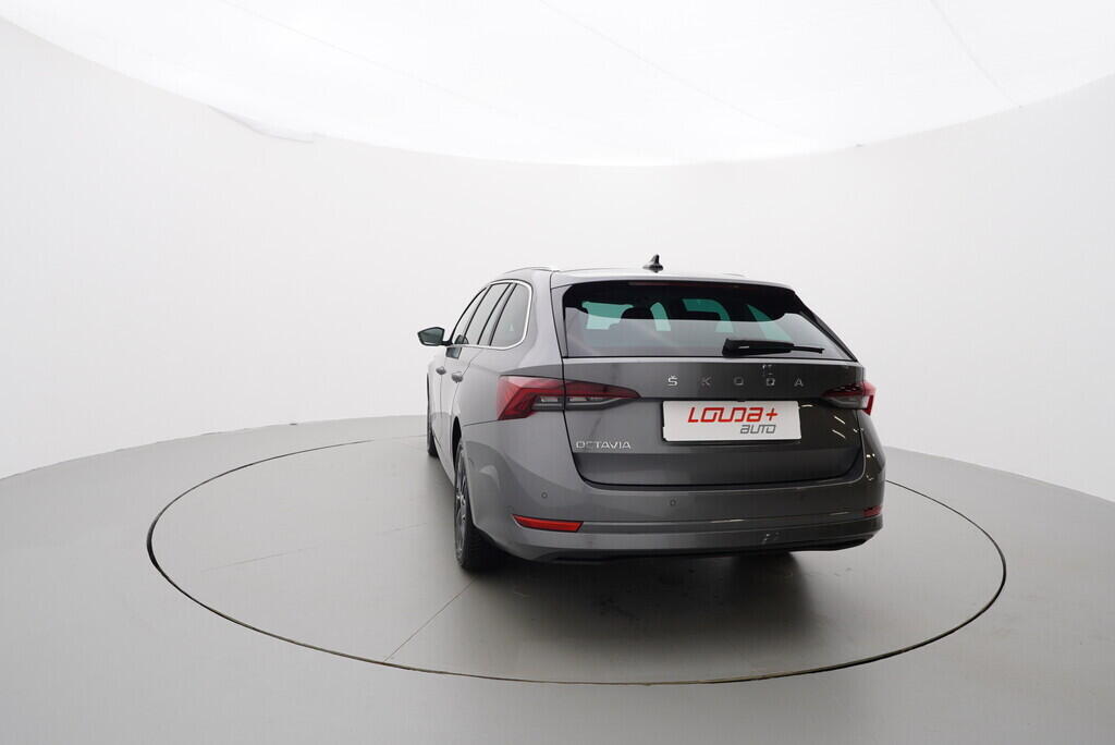 OV190V06648_13.webp_OCTAVIA Style 2.0 TDI 110 kW automat, DPH