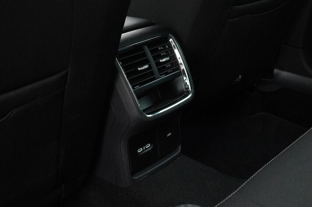 OV190V06648_28.webp_OCTAVIA Style 2.0 TDI 110 kW automat, DPH