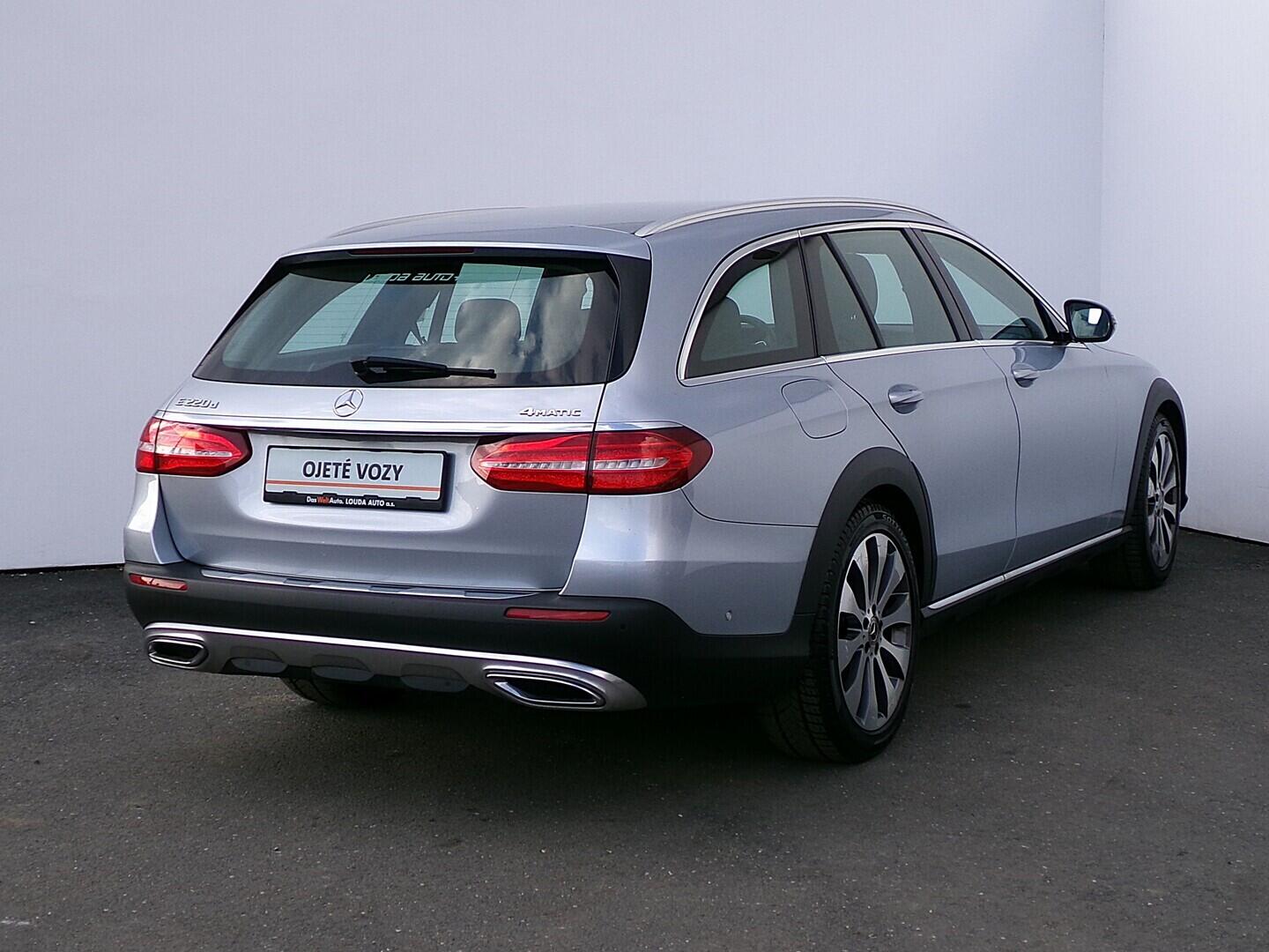 OV190V06690_14.webp_E220 4matic Allterrain 2.0  143 kW automat