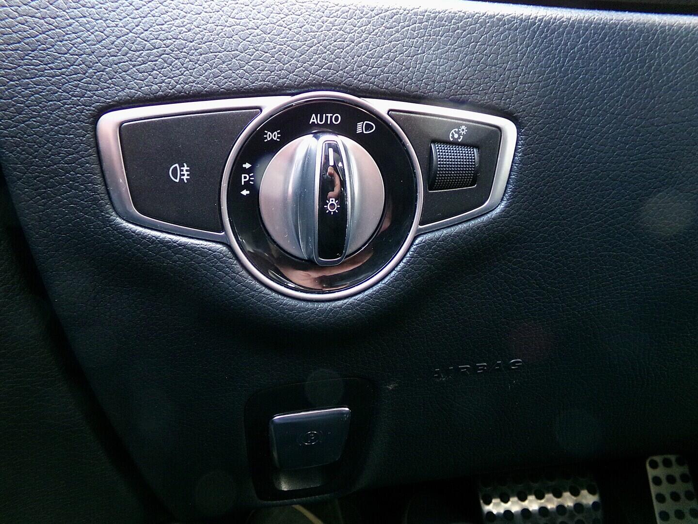 OV190V06690_21.webp_E220 4matic Allterrain 2.0  143 kW automat