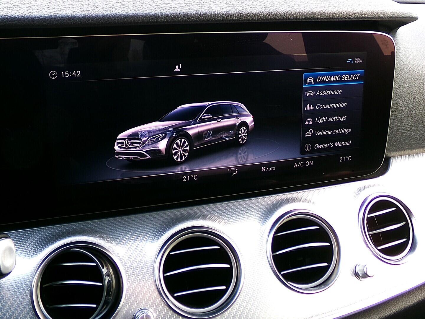 OV190V06690_45.webp_E220 4matic Allterrain 2.0  143 kW automat