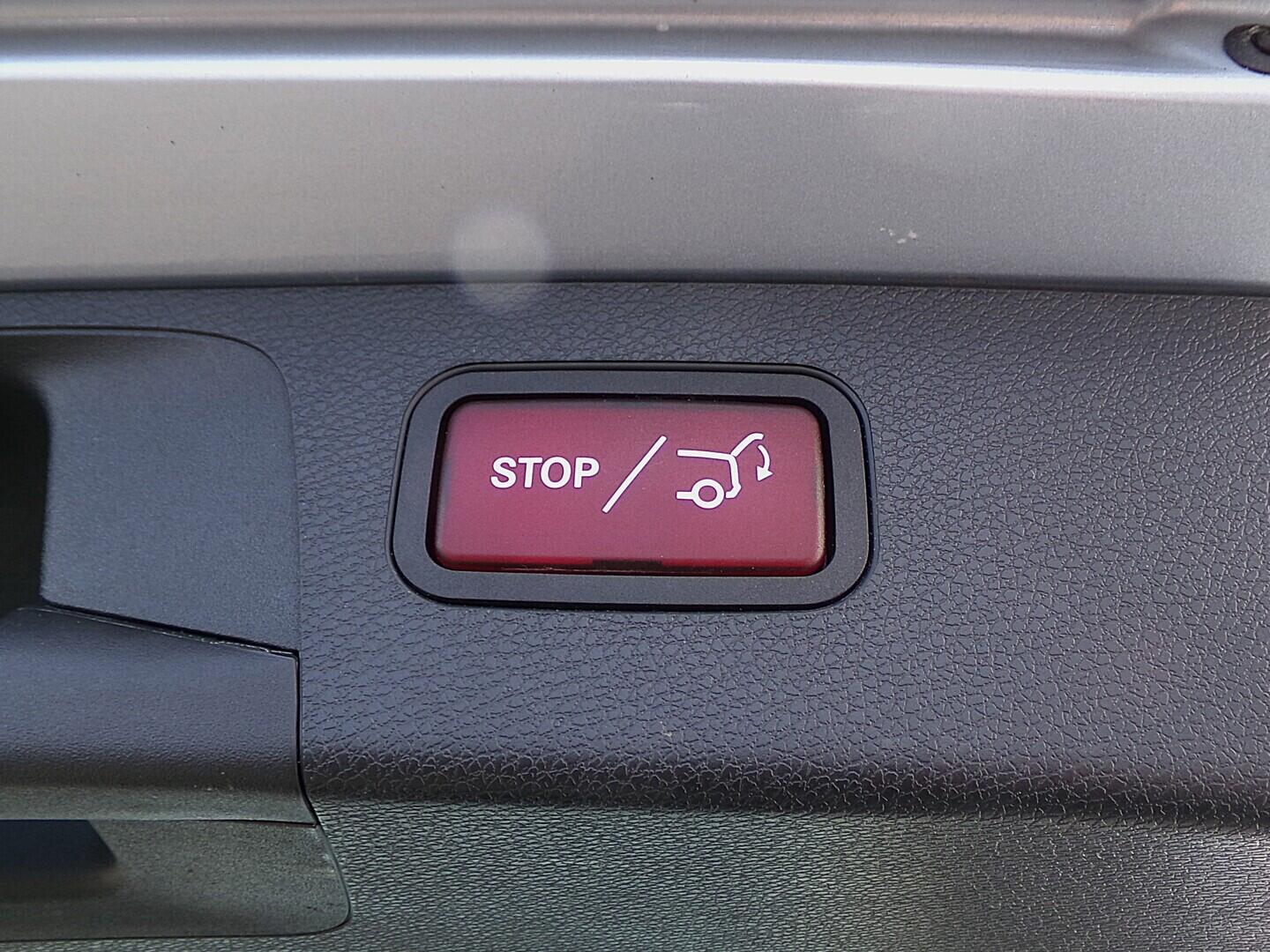 OV190V06690_54.webp_E220 4matic Allterrain 2.0  143 kW automat