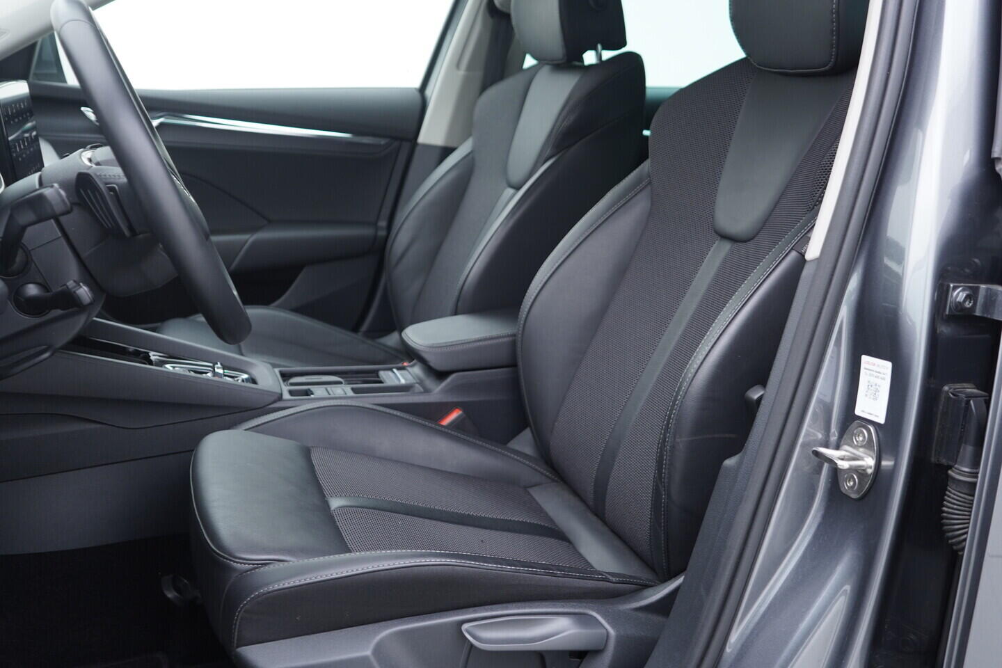 OV190V06736_22.webp_OCTAVIA Style 2.0 TDI 110 kW automat, DPH