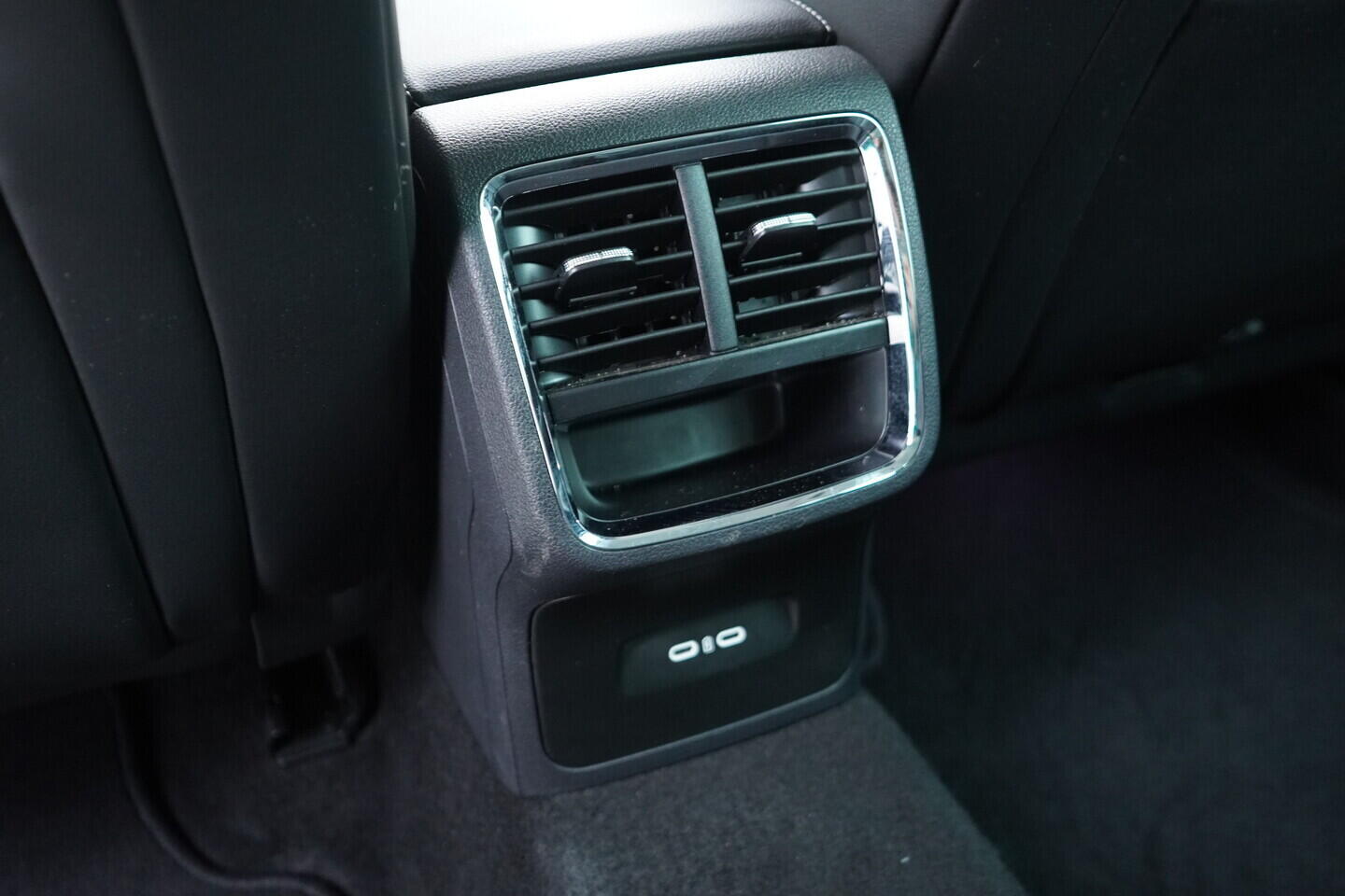 OV190V06736_36.webp_OCTAVIA Style 2.0 TDI 110 kW automat, DPH