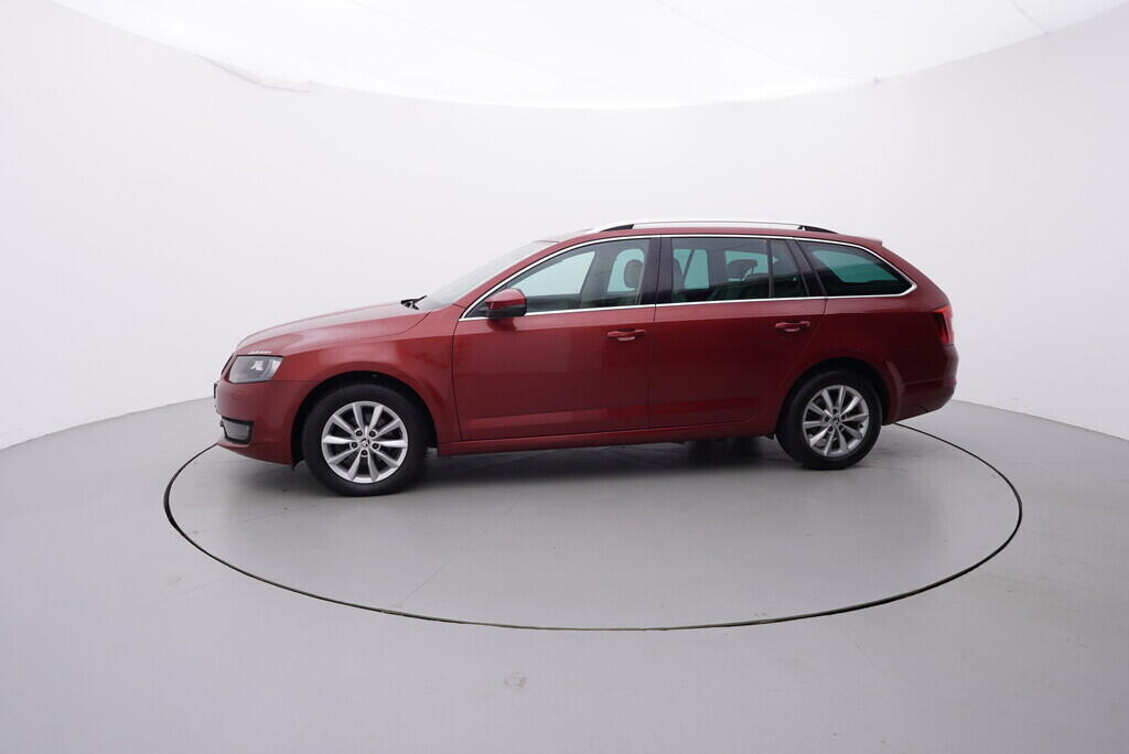 OV190V06786_11.webp_OCTAVIA Style Extra 1.6 TDI 81 kW automat