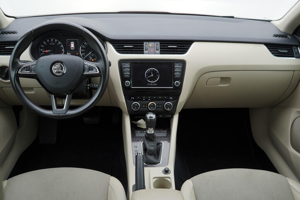 OV190V06786_25.webp_OCTAVIA Style Extra 1.6 TDI 81 kW automat