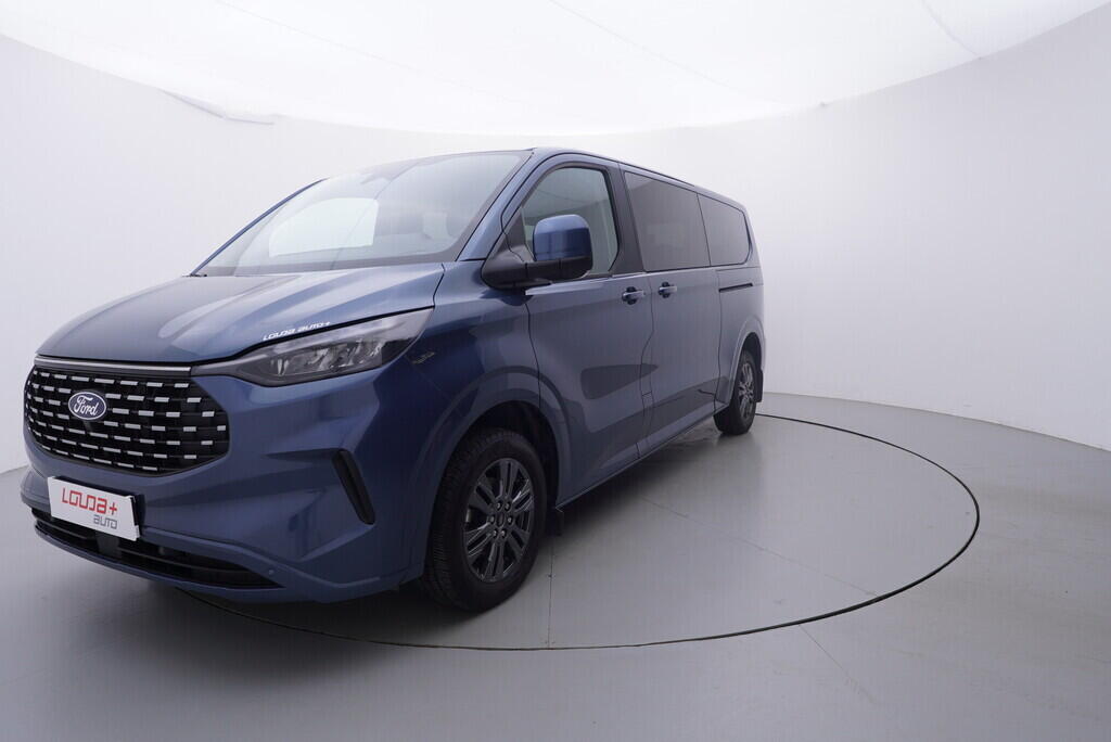 OV190V06790_10.webp_TOURNEO CUSTOM Titanium L2 2.0 EcoBlue 110 kW manuál, DPH