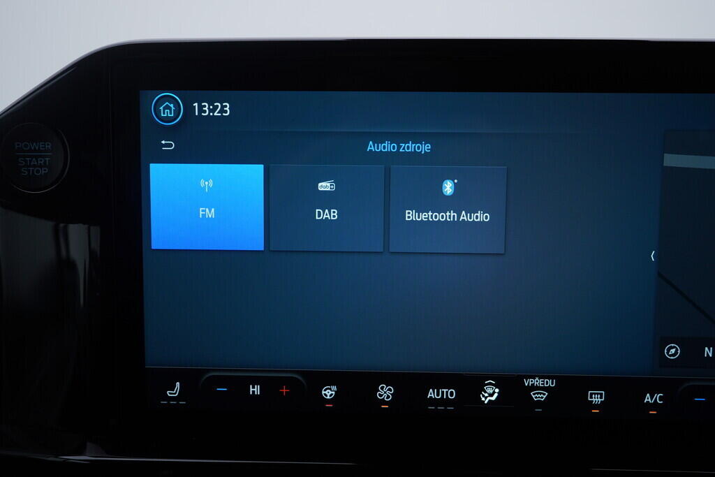 OV190V06790_28.webp_TOURNEO CUSTOM Titanium L2 2.0 EcoBlue 110 kW manuál, DPH