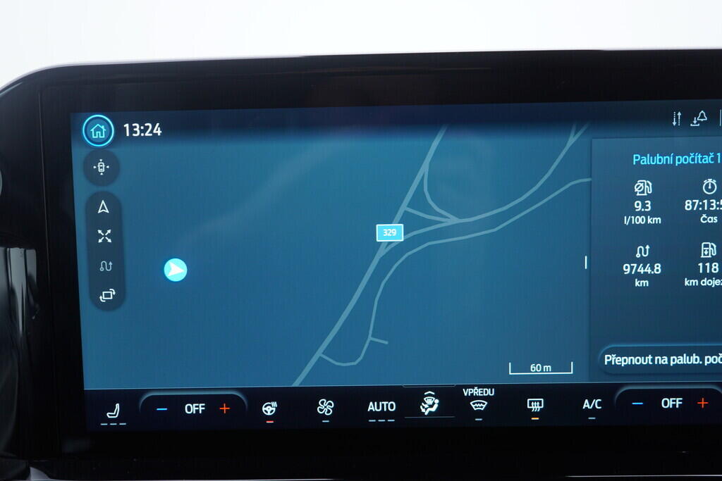 OV190V06790_30.webp_TOURNEO CUSTOM Titanium L2 2.0 EcoBlue 110 kW manuál, DPH