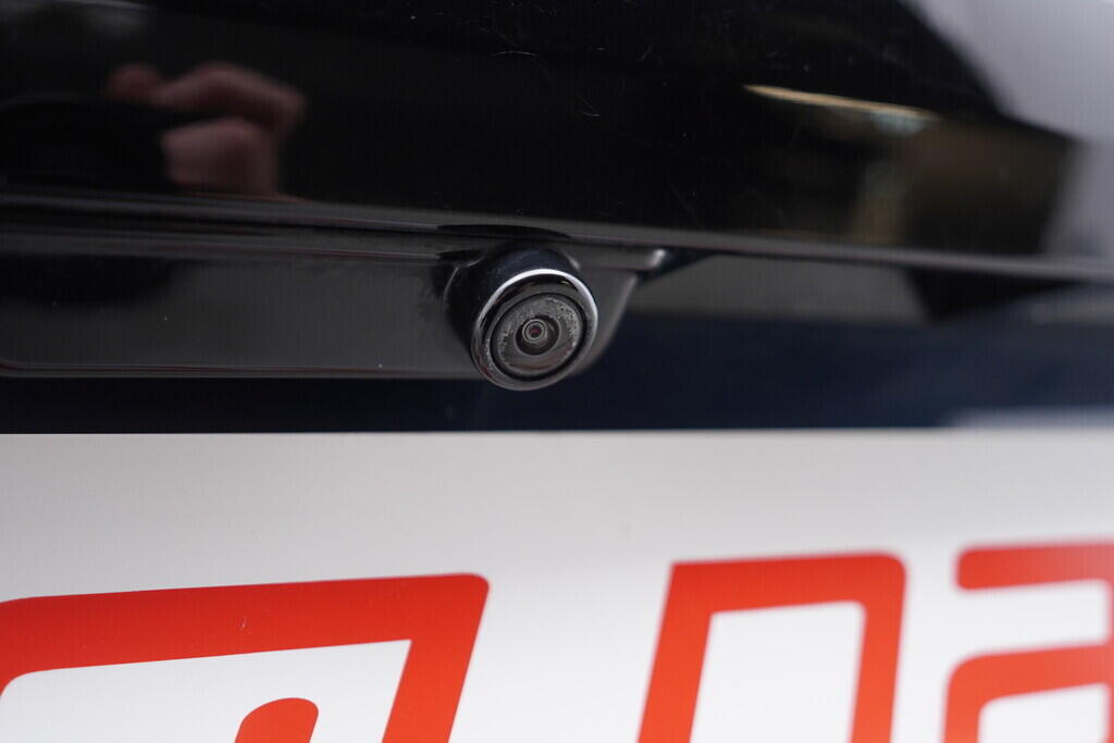 OV190V06790_40.webp_TOURNEO CUSTOM Titanium L2 2.0 EcoBlue 110 kW manuál, DPH