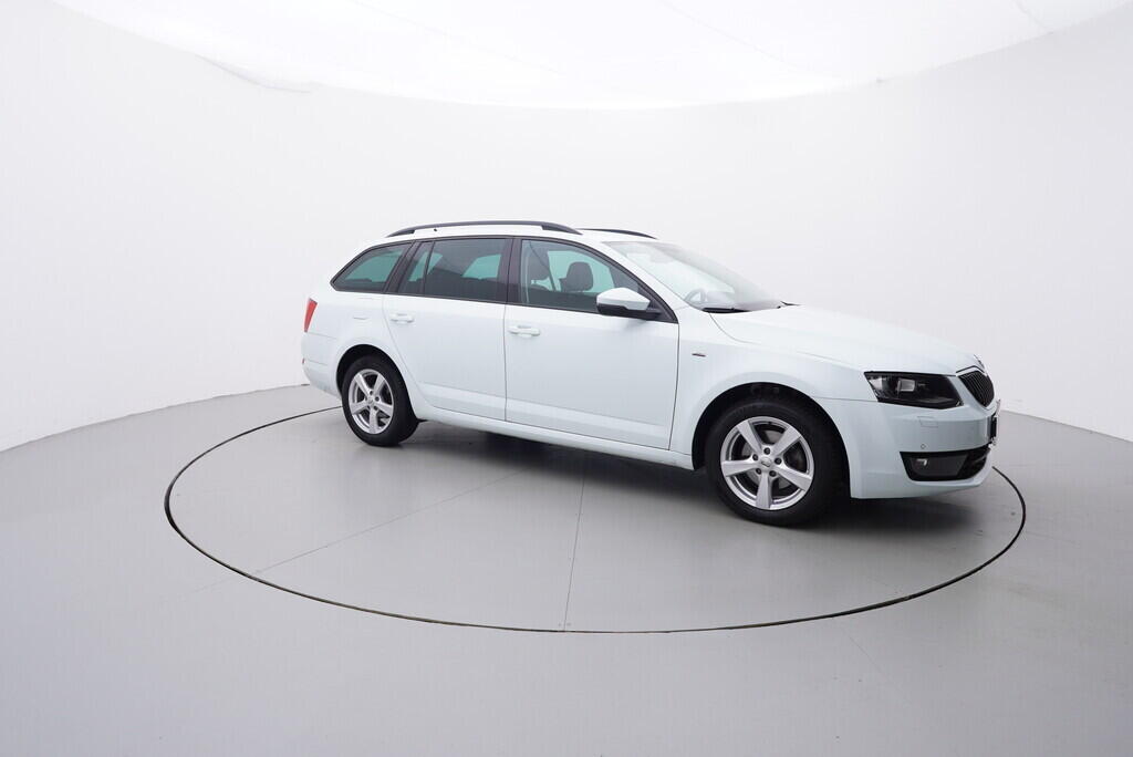 OV190V06822_16.webp_OCTAVIA JOY 1.4 TSI 110 kW automat, DPH