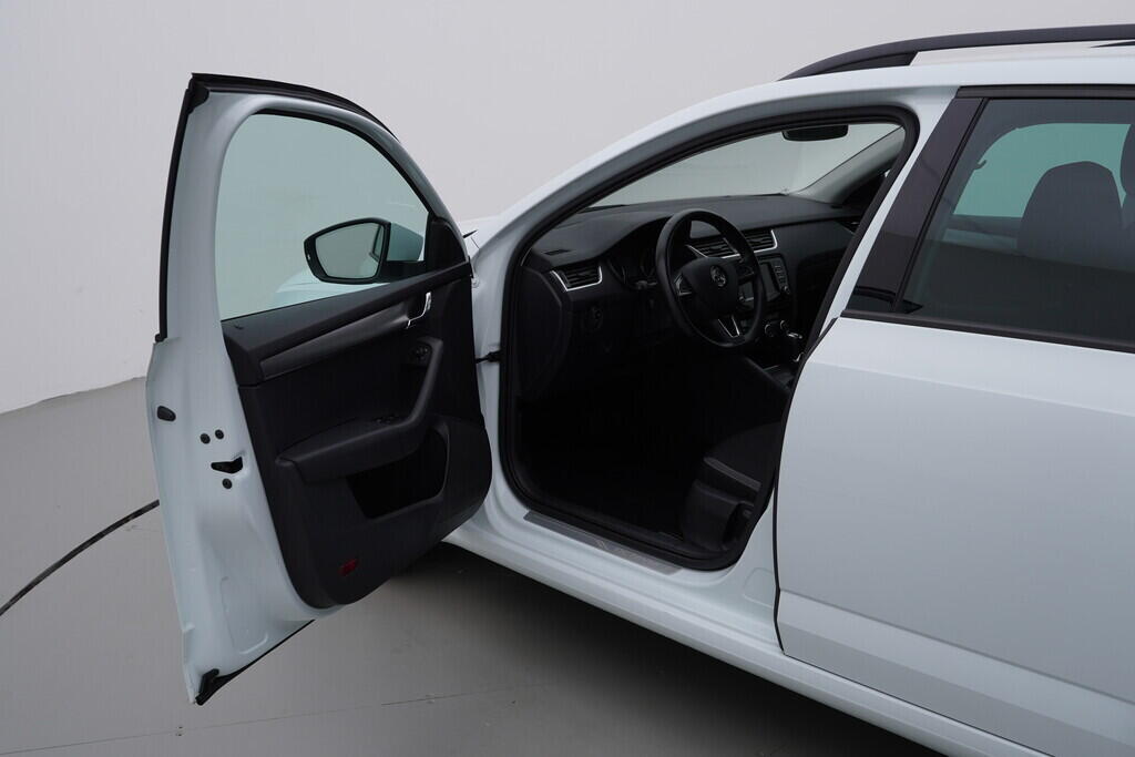 OV190V06822_18.webp_OCTAVIA JOY 1.4 TSI 110 kW automat, DPH