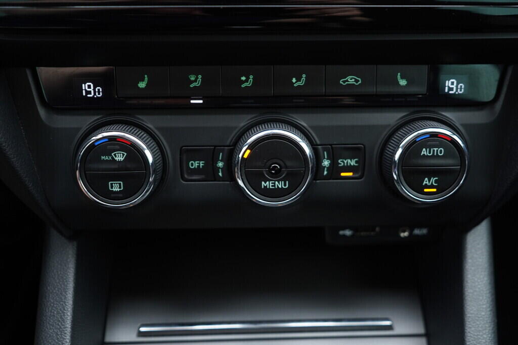 OV190V06822_35.webp_OCTAVIA JOY 1.4 TSI 110 kW automat, DPH