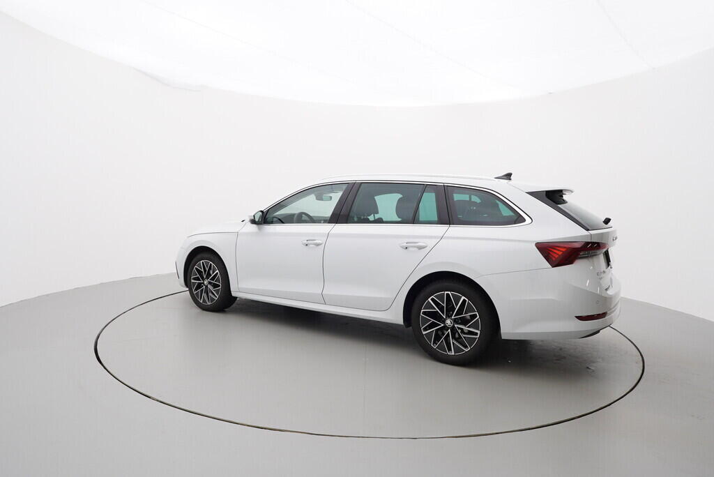 OV190V06845_12.webp_OCTAVIA Style 2.0 TDI 110 kW automat, DPH