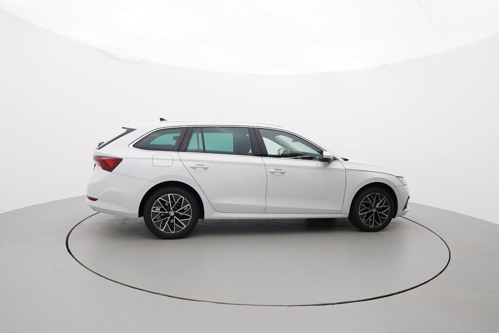 OV190V06845_15.webp_OCTAVIA Style 2.0 TDI 110 kW automat, DPH