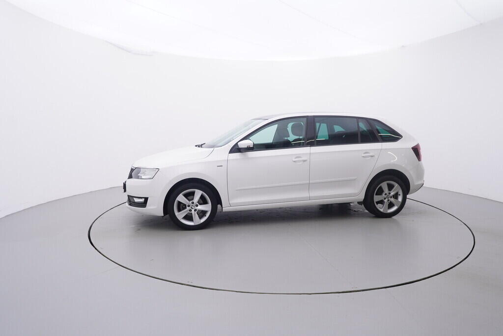 OV190V06852_11.webp_RAPID SPACEBACK Ambition 1.0 TSI 70 kW manuál