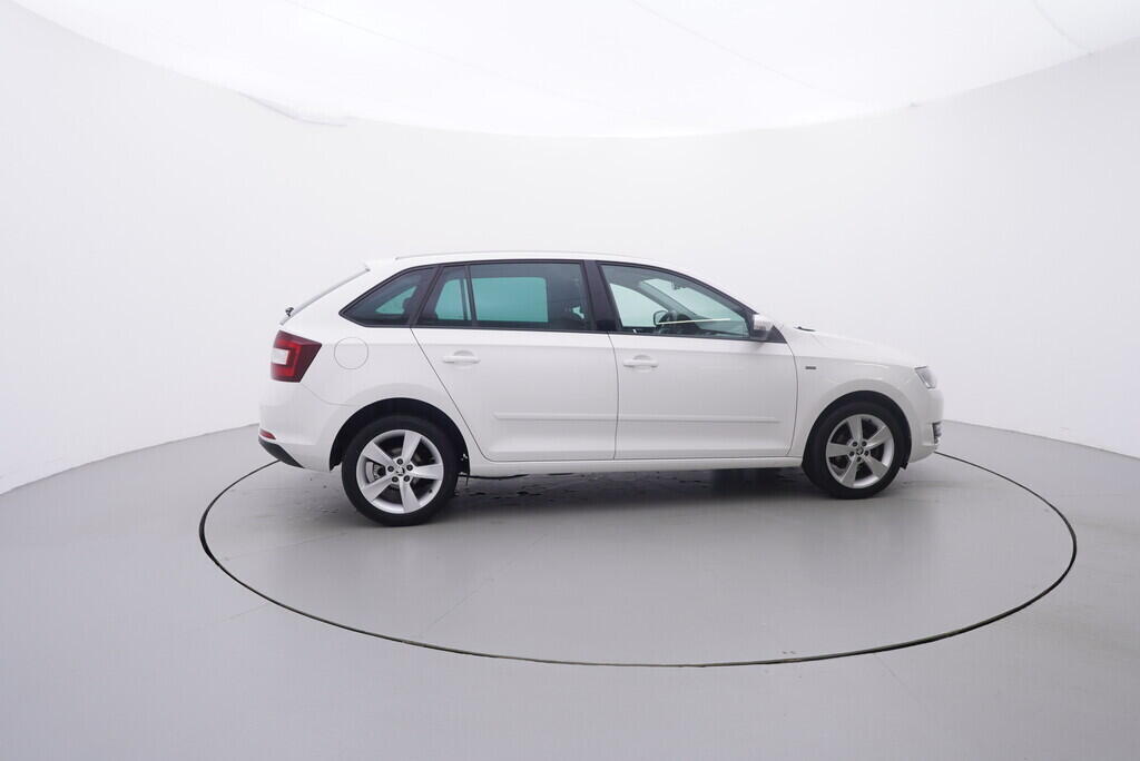 OV190V06852_15.webp_RAPID SPACEBACK Ambition 1.0 TSI 70 kW manuál