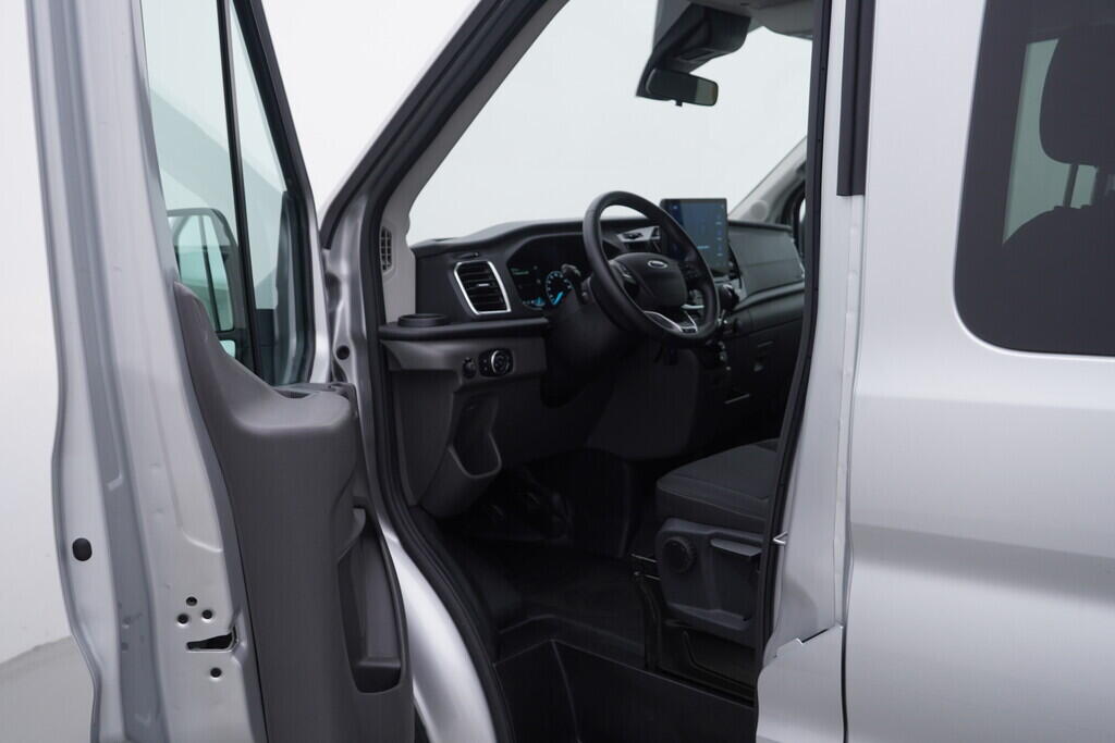 OV190V06861_18.webp_TRANSIT L3H2 2.0 TDCi 110 kW manuál, DPH